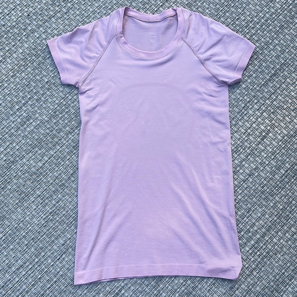 pink lululemon top
